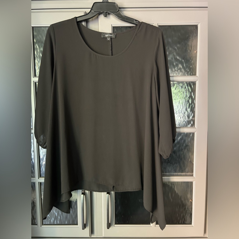 Karen Kane Black Georgette 3/4 Sleeve Top
